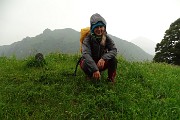 Monte Due Mani (1656 m) dalla Culmine S. Pietro il 7 giugno 2016 con...temporalone di vetta ! - FOTOGALLERY 